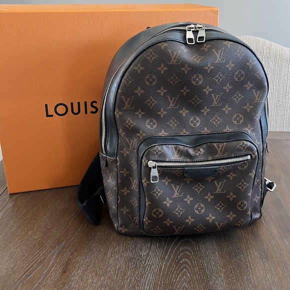 AUTHENTIC✨LV Josh Backpack - Picture 2 of 9